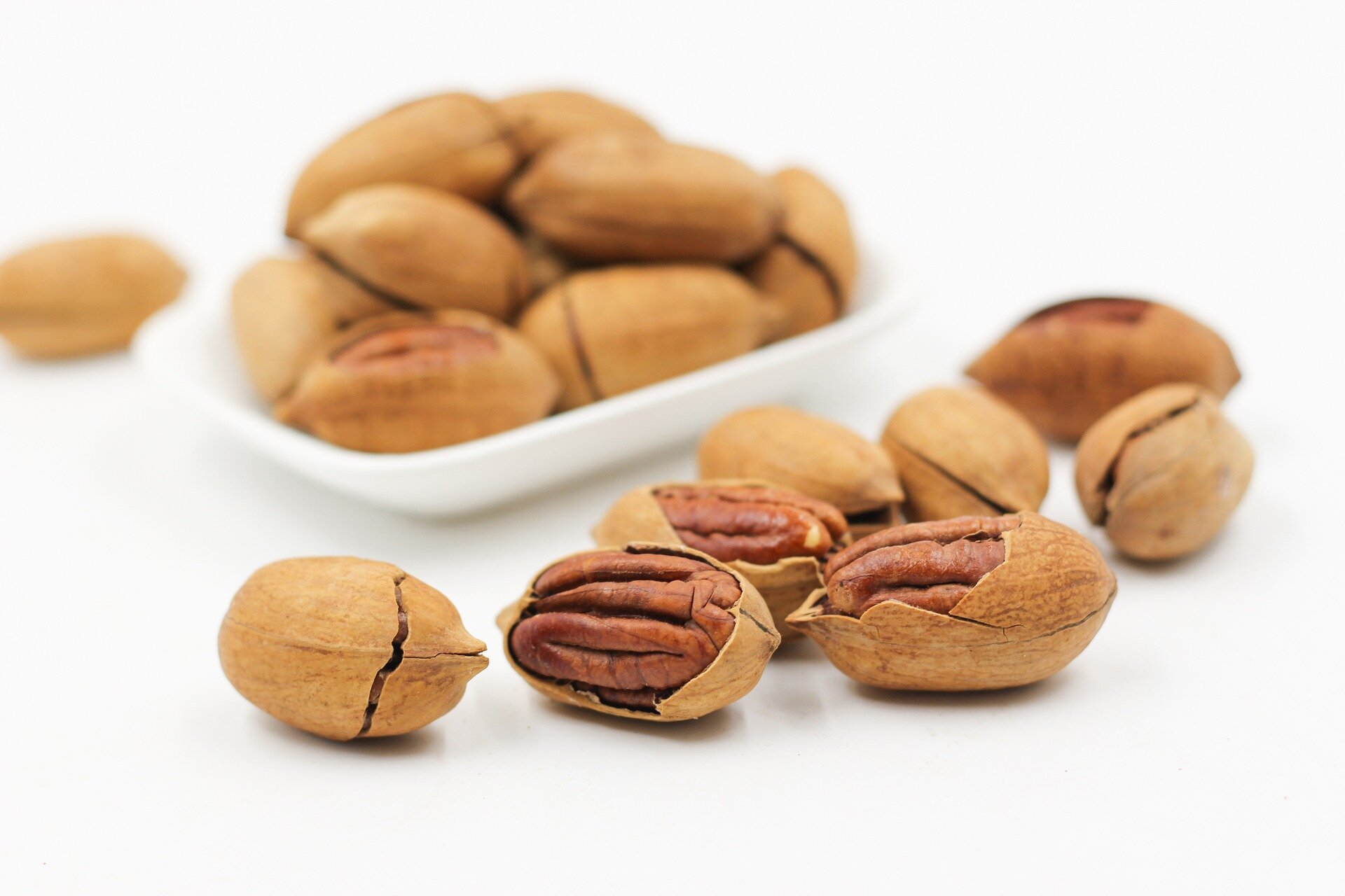 Celebrate National Nutrition Month: The Heart Health Benefits of Nuts